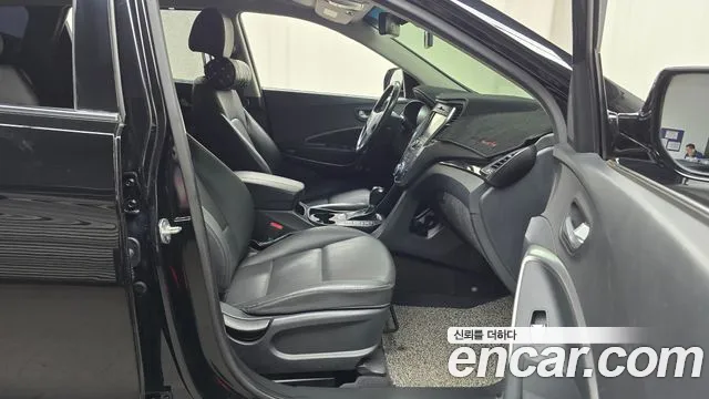 Hyundai DM 2014 thumb 11