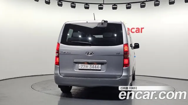 Hyundai Staria 2017 thumb 12