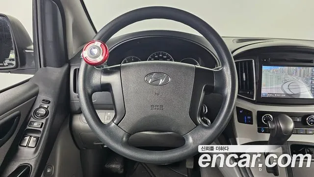 Hyundai Staria 2017 thumb 9