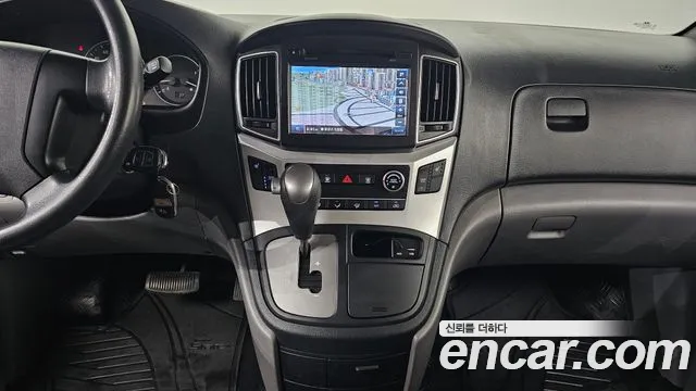 Hyundai Staria 2017 thumb 3