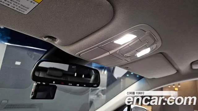 Hyundai Santa Fe 2019 thumb 4