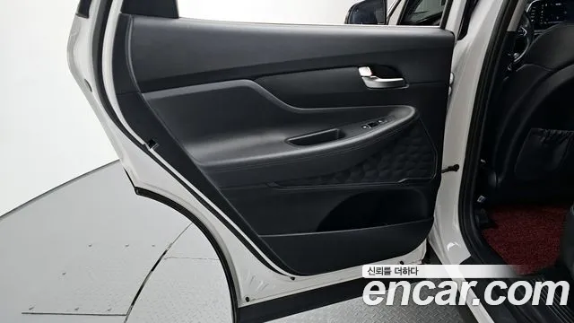 Hyundai Santa Fe 2019 thumb 9