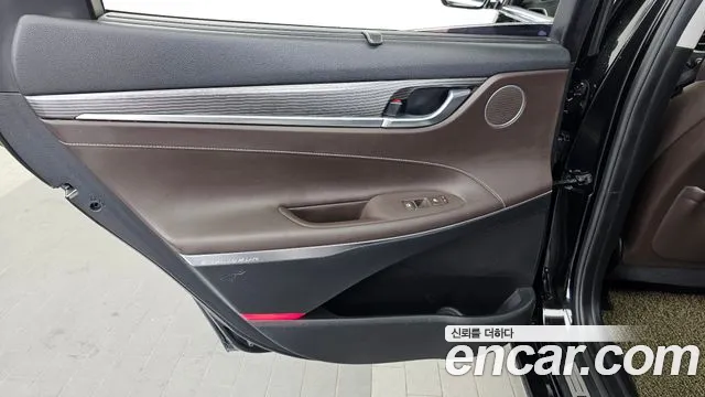 Hyundai Grandeur 2017 thumb 5