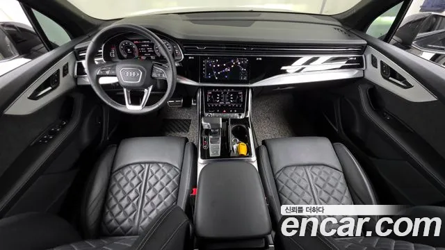 Audi Q7 2023 thumb 6