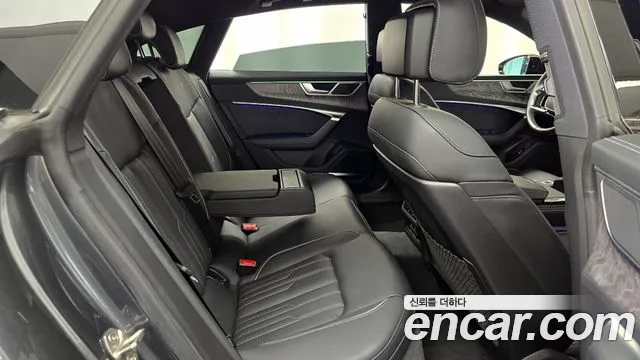 Audi A7 2024 thumb 4