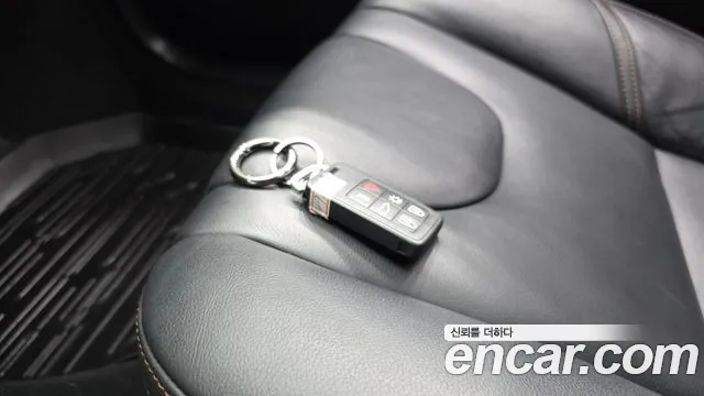 Volvo V40 Cross Country 2019 thumb 2
