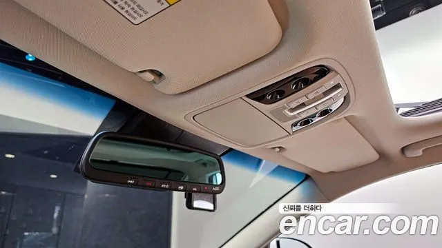 Kia K7 2019 thumb 3