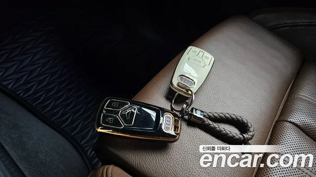 Audi Q5 2020 thumb 11