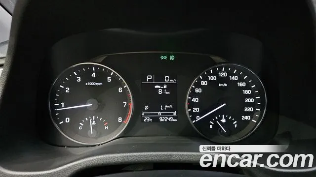 Hyundai Avante 2017 thumb 9
