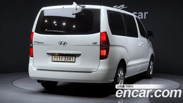 Hyundai Staria 2019 thumb 6