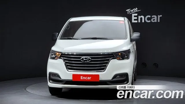 Hyundai Staria 2019 thumb 3