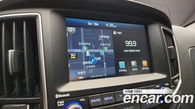 Hyundai Staria 2019 thumb 7