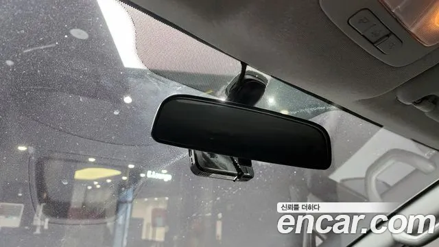 Hyundai Staria 2019 thumb 12