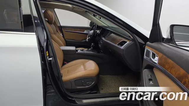 Hyundai Genesis 2015 thumb 3