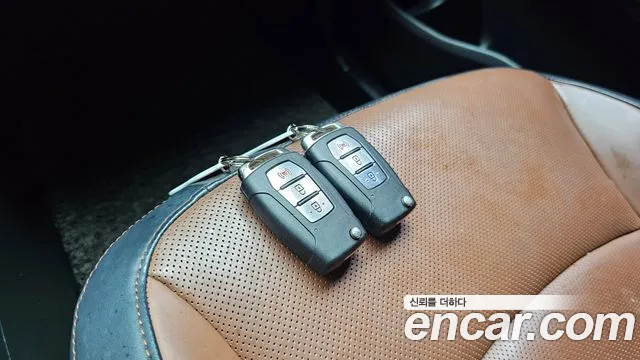 KGM TIBOLI 2018 thumb 10