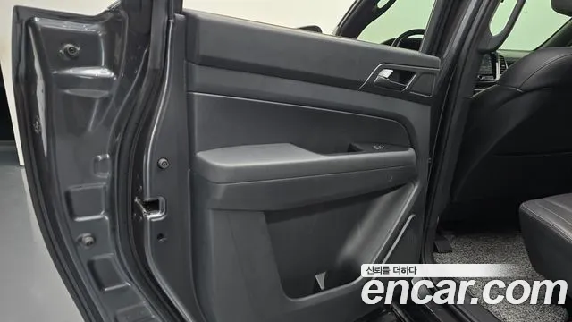 KGM Rexton 2021 thumb 5