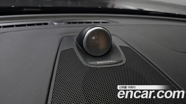 Volvo XC60 2018 thumb 12