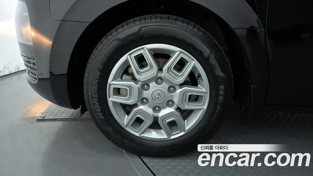 Hyundai Staria 2022 thumb 8