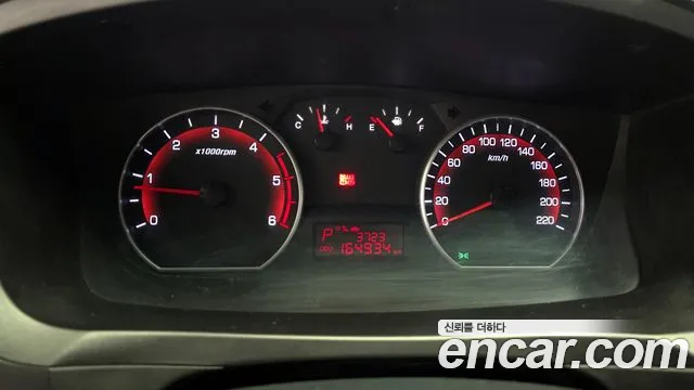 KGM Korando 2013 thumb 11