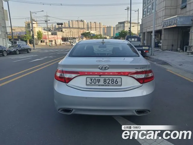 Hyundai Grandeur 2012 thumb 5