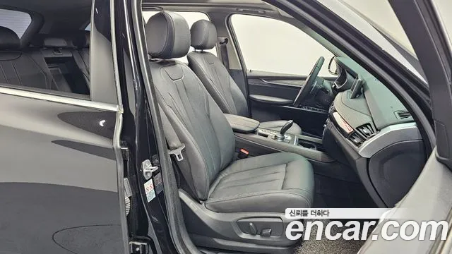 BMW X5 2018 thumb 9