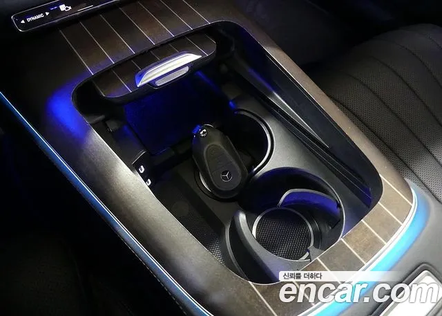 Mercedes-Benz E-Class 2024 thumb 6