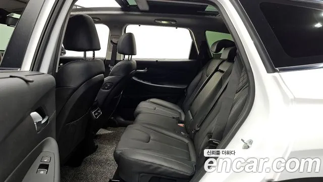 Hyundai Santa Fe 2021 thumb 8