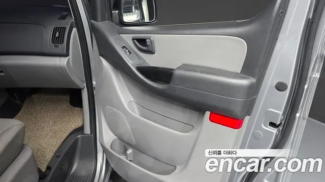 Hyundai Staria 2018 thumb 12