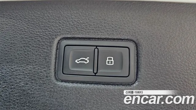 Audi Q7 2020 thumb 5