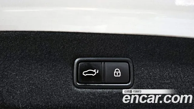 Kia K9 2018 thumb 10