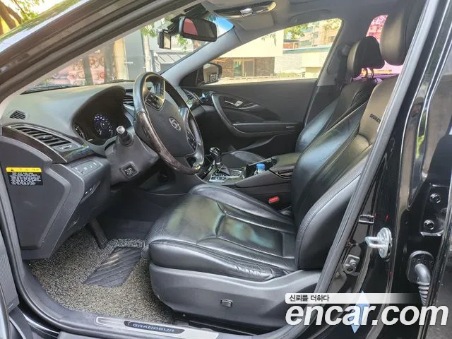 Hyundai Grandeur 2014 thumb 6