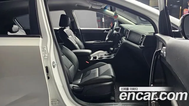 Kia Sportage 2018 thumb 9