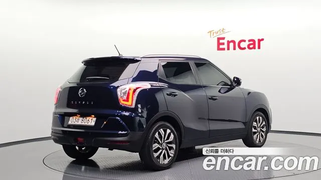 KGM TIBOLI 2017 thumb 12
