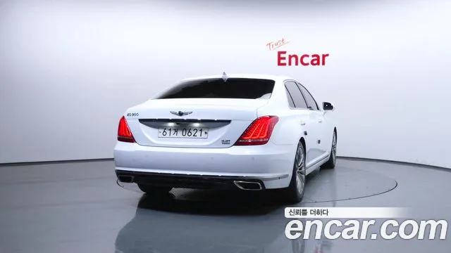 Genesis G90 2015 thumb 4