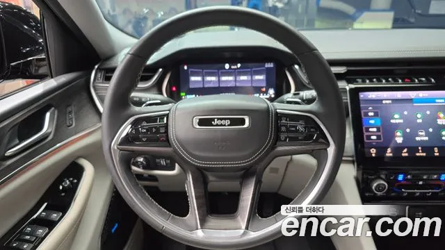 Jeep Grand Cherokee 2023 thumb 2