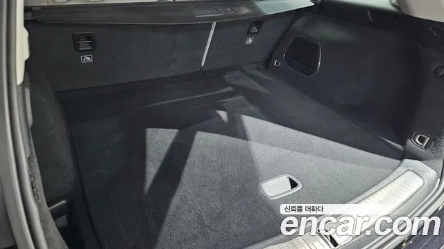 Jeep Grand Cherokee 2023 thumb 10