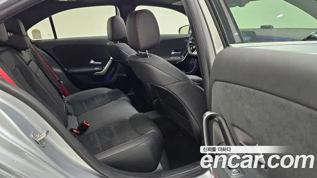 Mercedes-Benz A-Class 2025 thumb 4