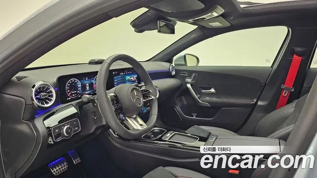 Mercedes-Benz A-Class 2025 thumb 3