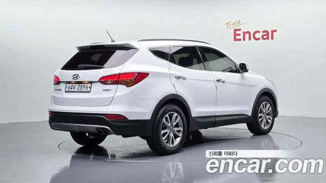 Hyundai Санта Фе 2013 thumb 10