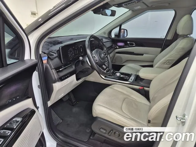 Kia Carnival 2021 thumb 7
