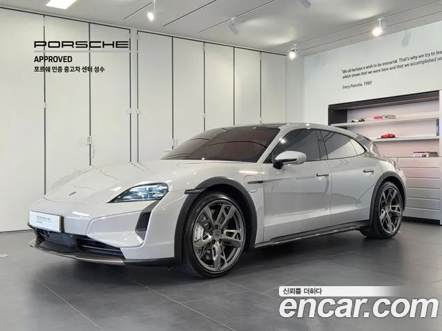 Porsche Taycan 2025 thumb 3