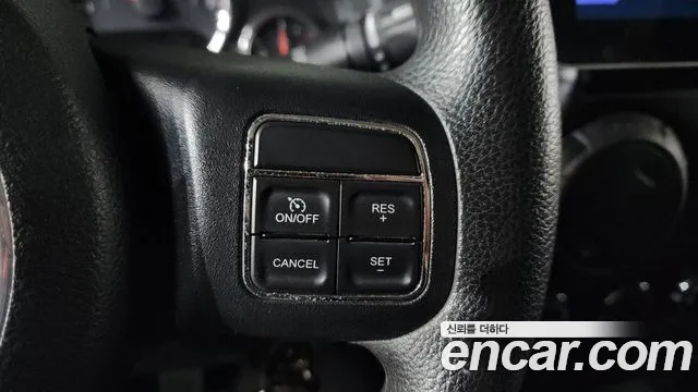 Jeep Wrangler 2013 thumb 2