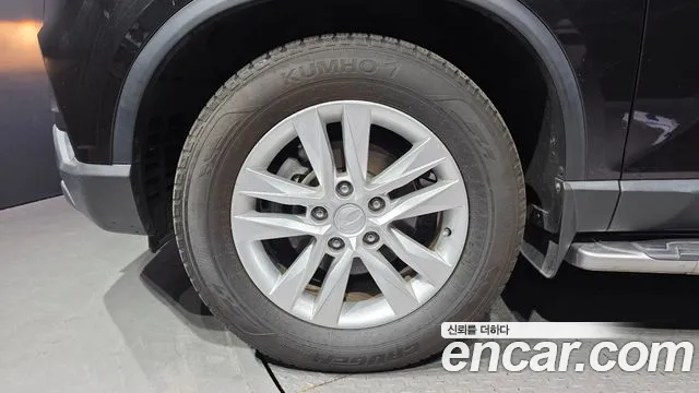 KGM Rexton 2018 thumb 8