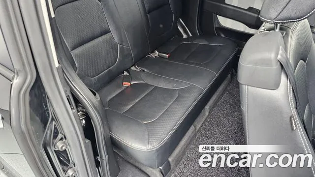 Kia Ray 2017 thumb 10