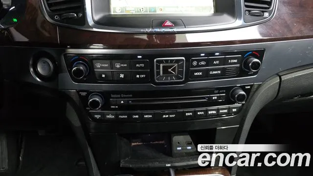 Hyundai Equus 2013 thumb 3