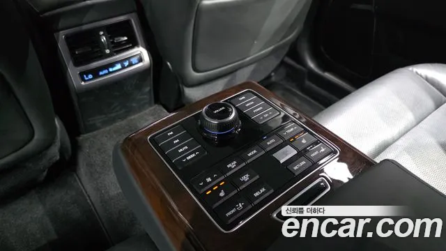 Hyundai Equus 2013 thumb 4