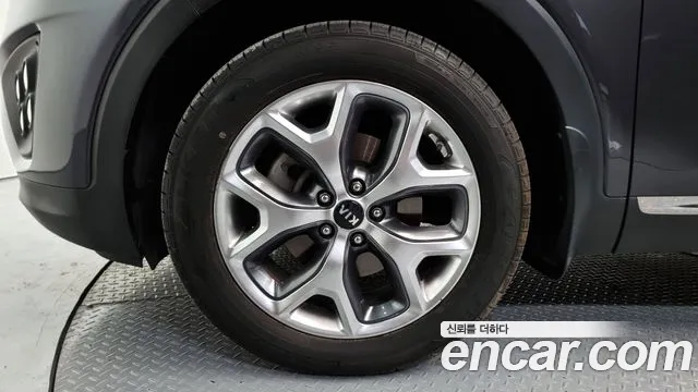 Kia Sorento 2016 thumb 3