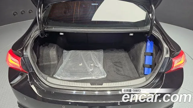 Chevrolet Malibu 2021 thumb 3