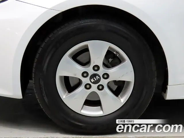 Kia K5 2015 thumb 6
