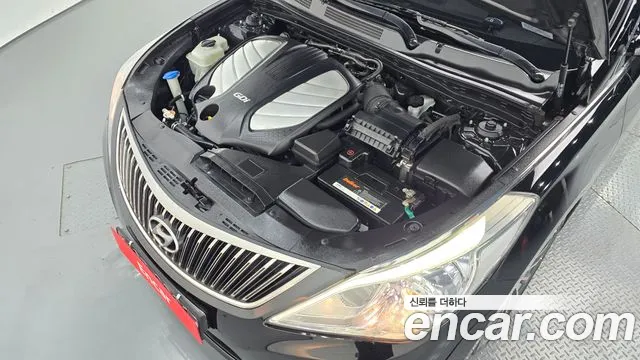 Hyundai Grandeur 2013 thumb 4